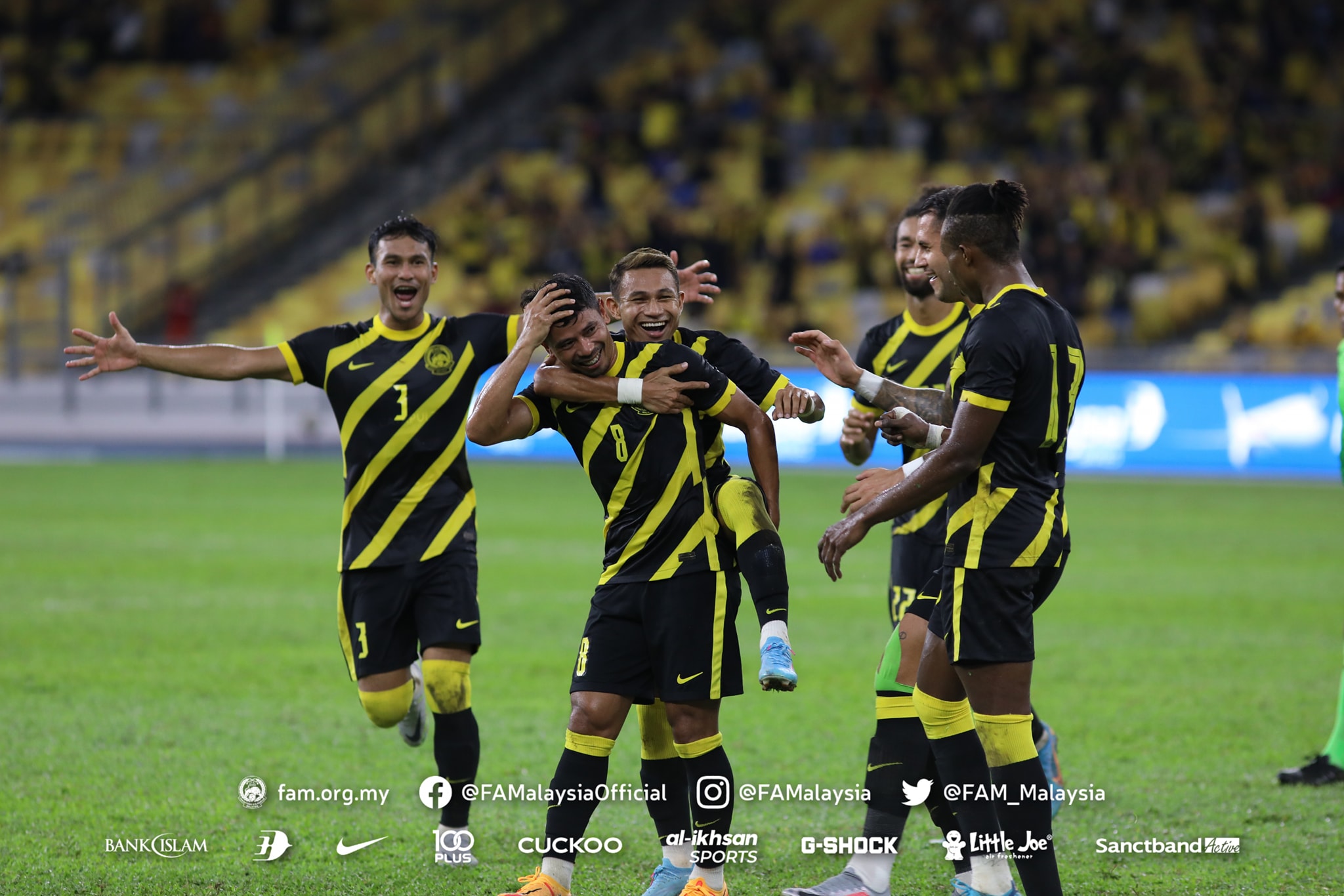 Cold, windy weather a test for Harimau Malaya in Hanoi