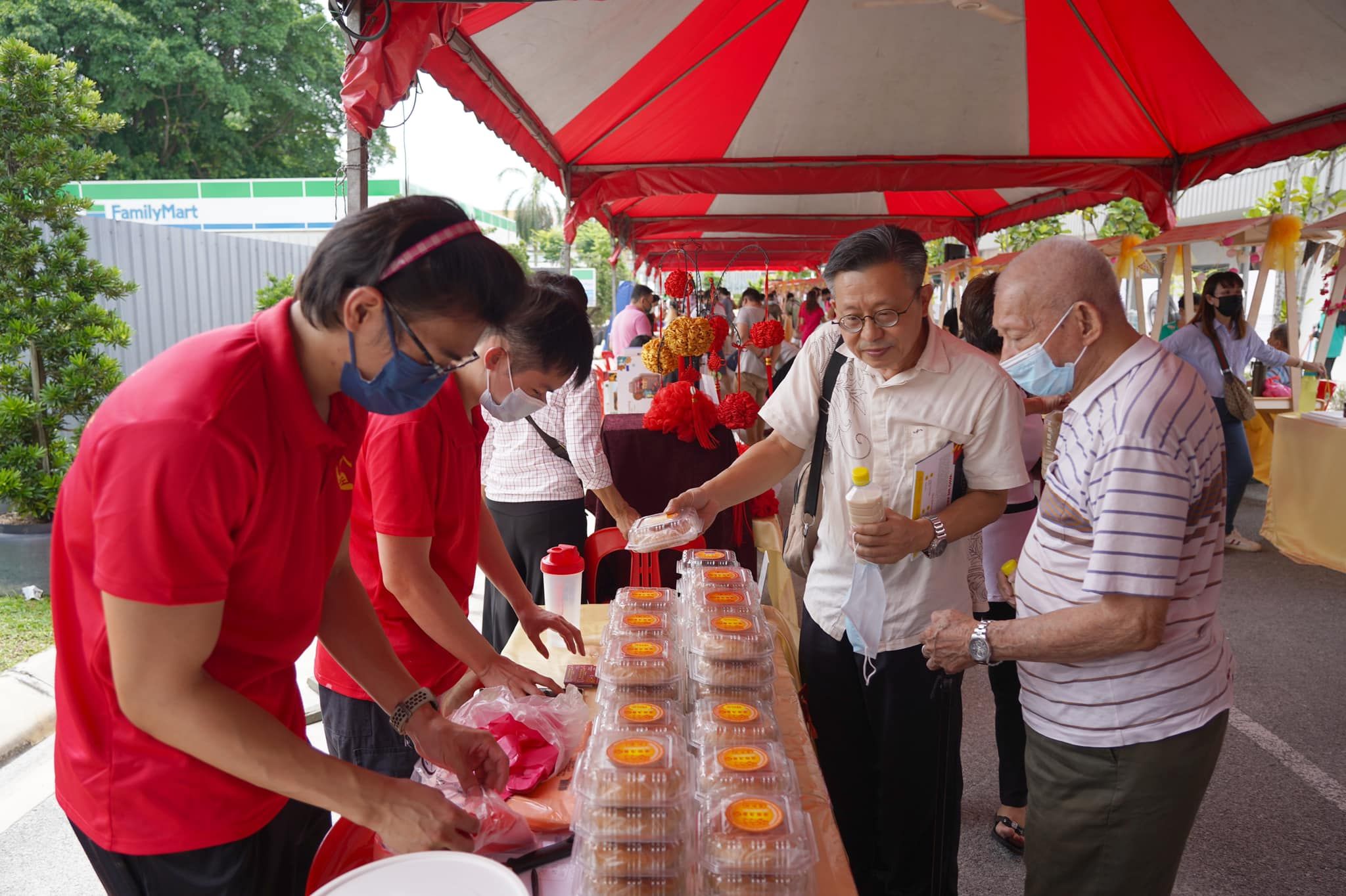 巴生潮人文化市集热爆 民众寻美食.听潮曲