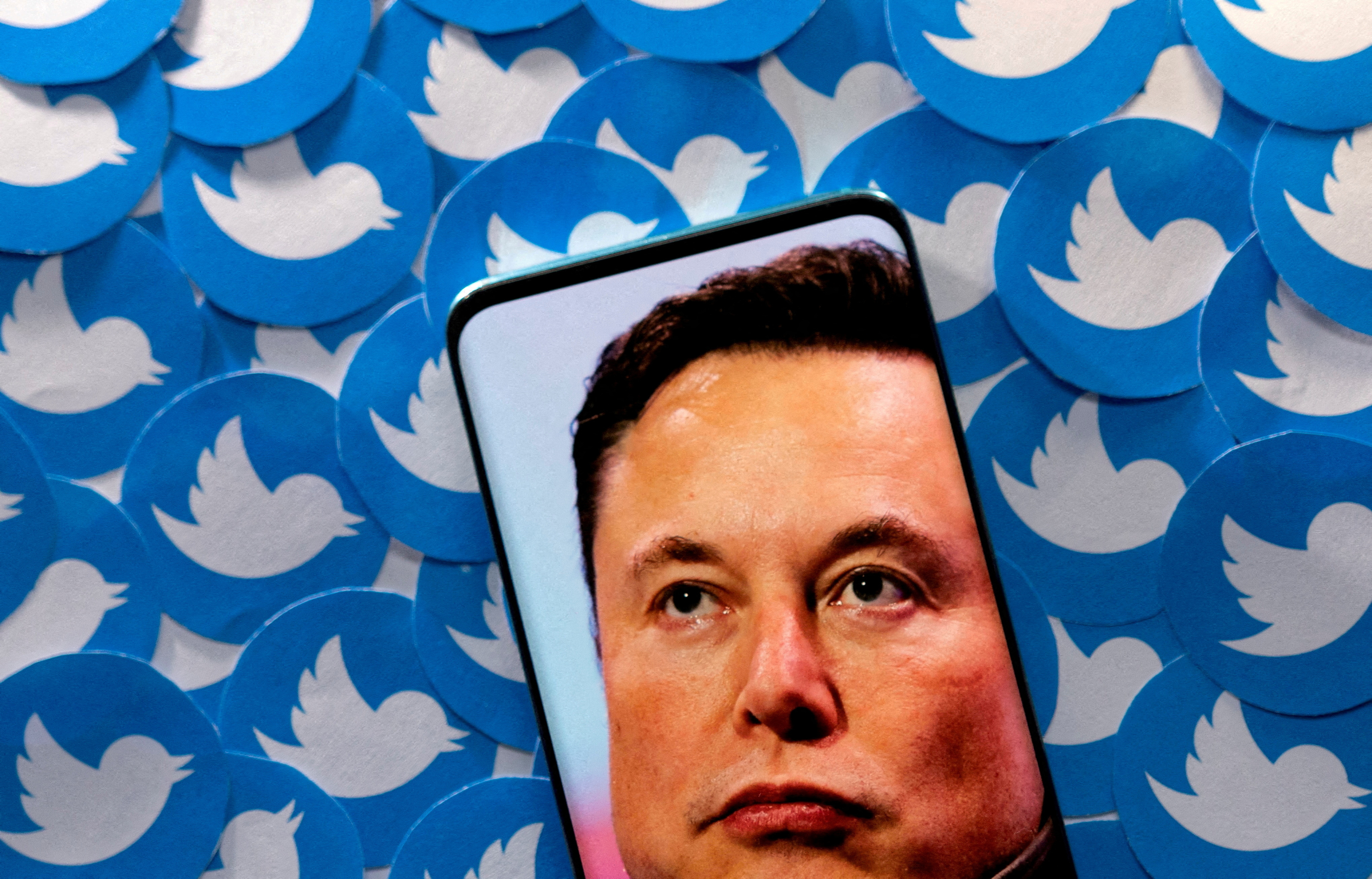 Twitter users say Elon Musk should step down as CEO in poll