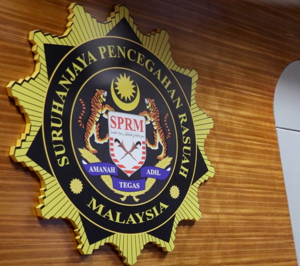 MACC to summon four PN MPs who pledged support for PM