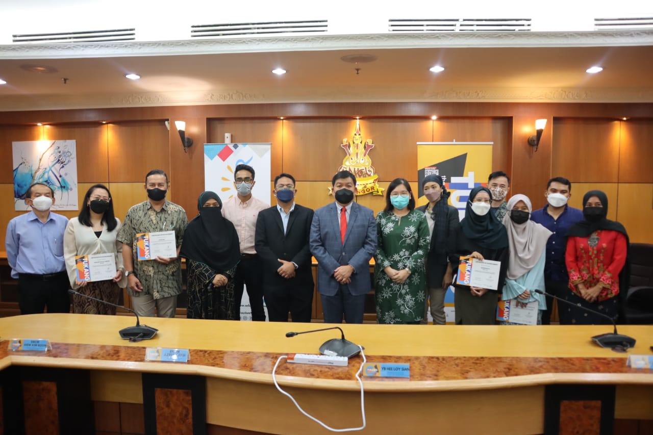 Enam individu terima dana RM10,000 hasilkan karya seni kreatif