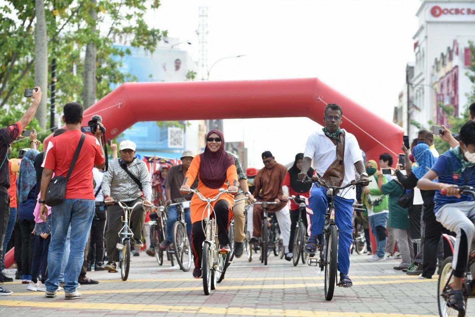 எம்.பி.கே: கிளாசிக் சைக்கிள் போட்டி 100 இளைஞர்களை ஈர்த்தது