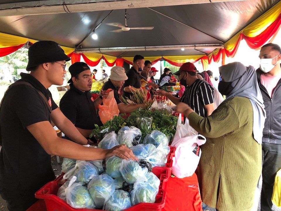 PKPS: 1,500 ayam terjual, 300 minyak masak paket habis kurang sejam