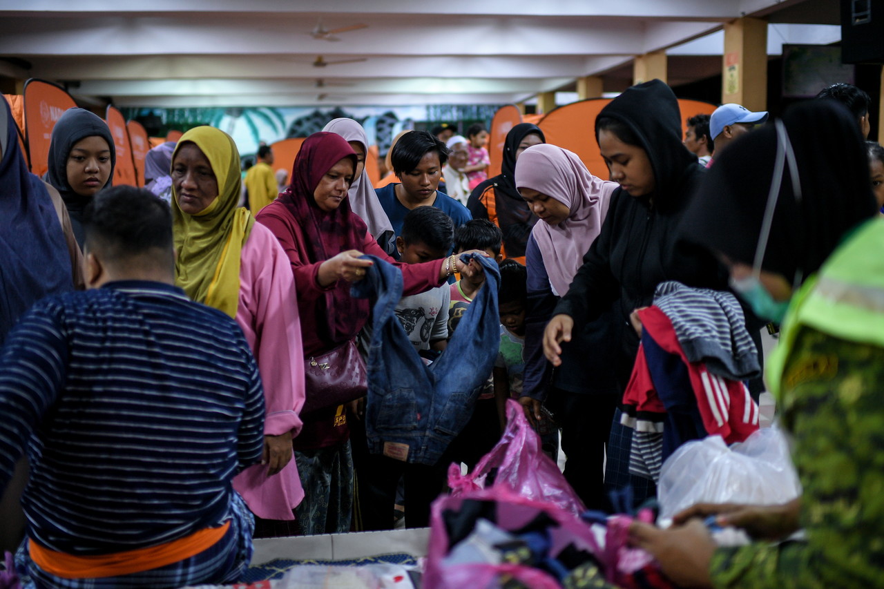 Banjir di Baling: Warga emas sempat berpaut pokok elak dihanyut air deras