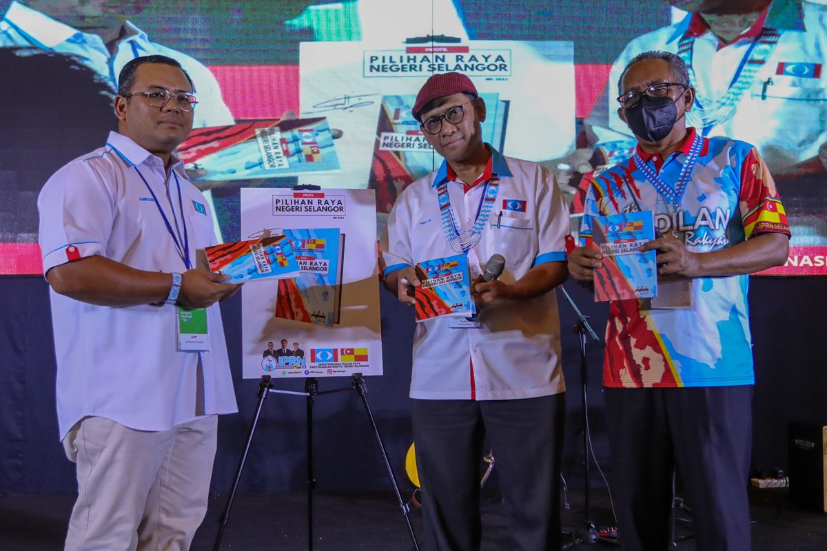 Book on election data to be used as reference, familiarise with voters