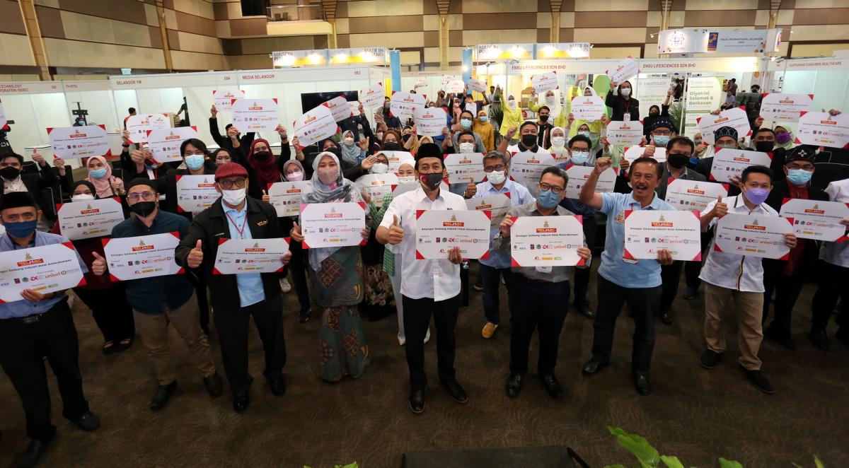 Selhac helps 100 halal exhibitors penetrate hypermarket