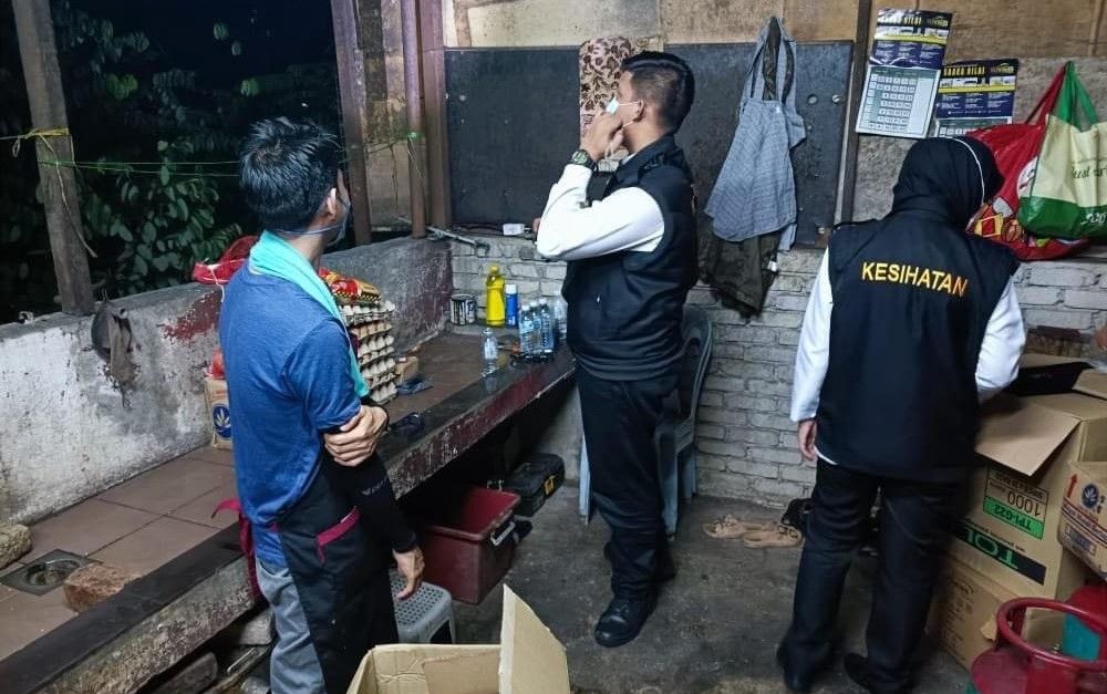 தூய்மையின்றி செயல்பட்ட 34 உணவகங்களை மூட சிலாங்கூர் சுகாதாரத் துறை உத்தரவு