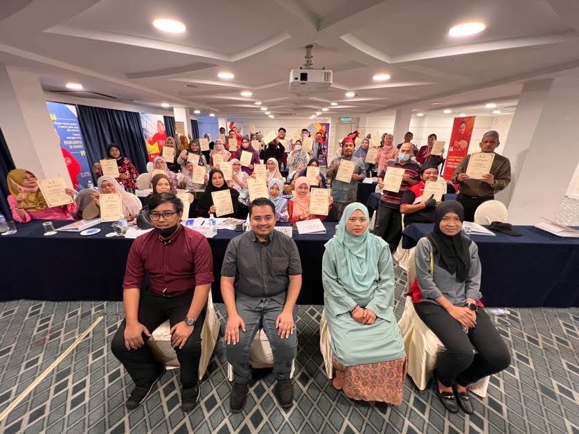 44 usahawan dari tujuh cawangan Hijrah sertai kursus urus kewangan