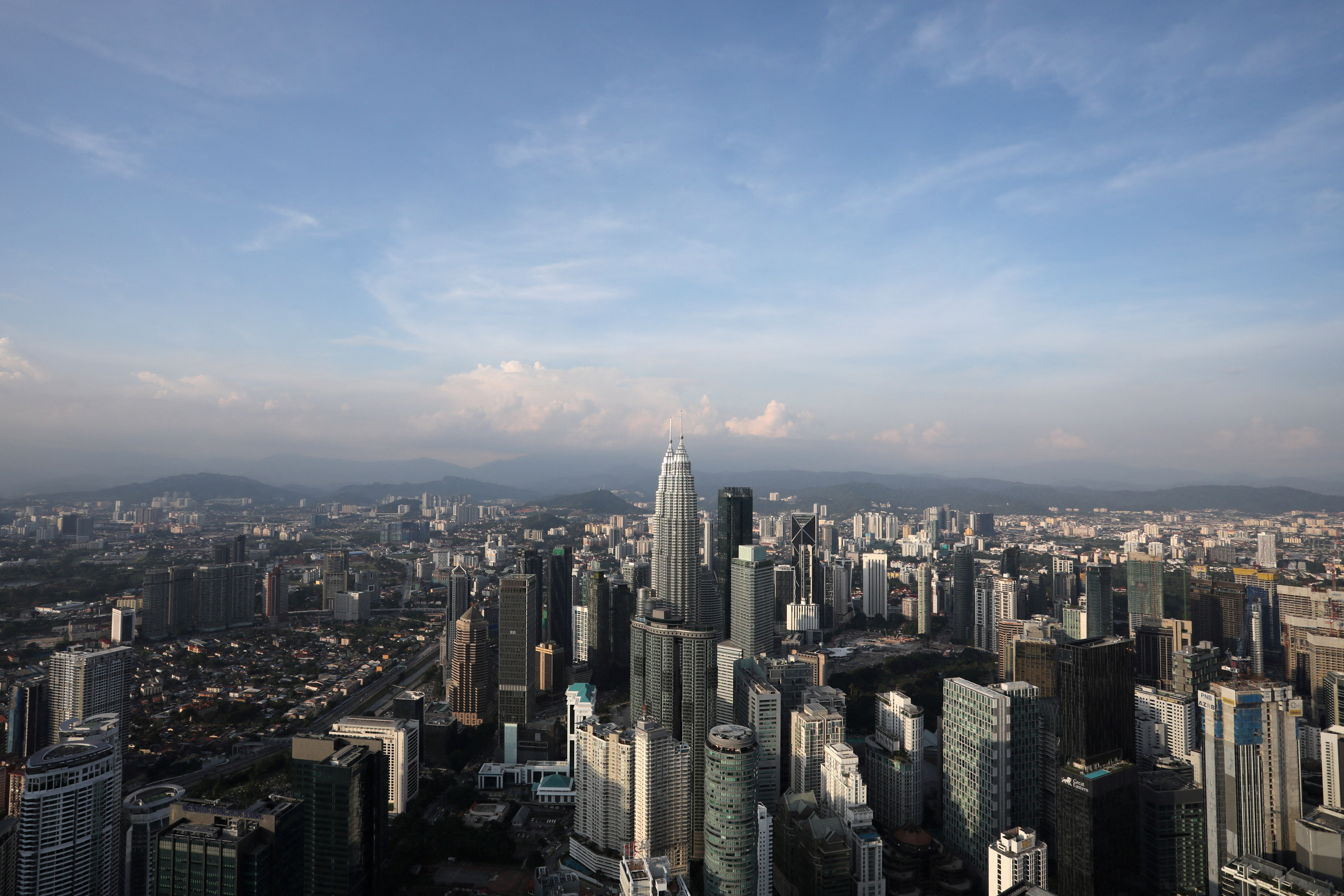 Malaysia attracts RM264.6 bln approved investments in 2022, second largest ever recorded