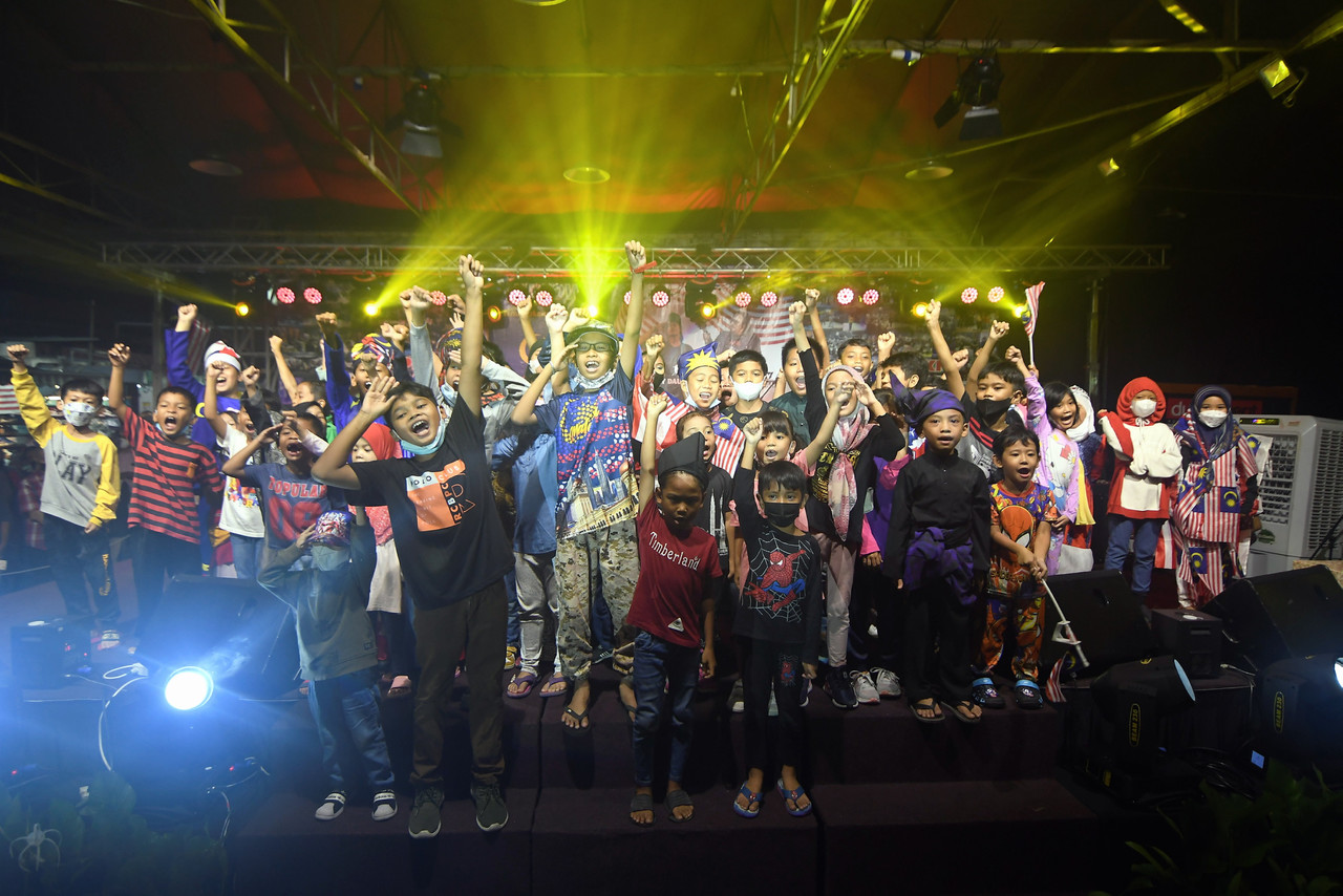 Over 1,000 visitors enliven National Day celebration at PKNS Uptown Shah Alam