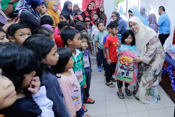 இந்த ஆண்டு பிறந்த குழந்தைக்கு RM500 நிதியைப் பதிவு செய்வதற்கான ஆறு எளிய வழிமுறைகள்