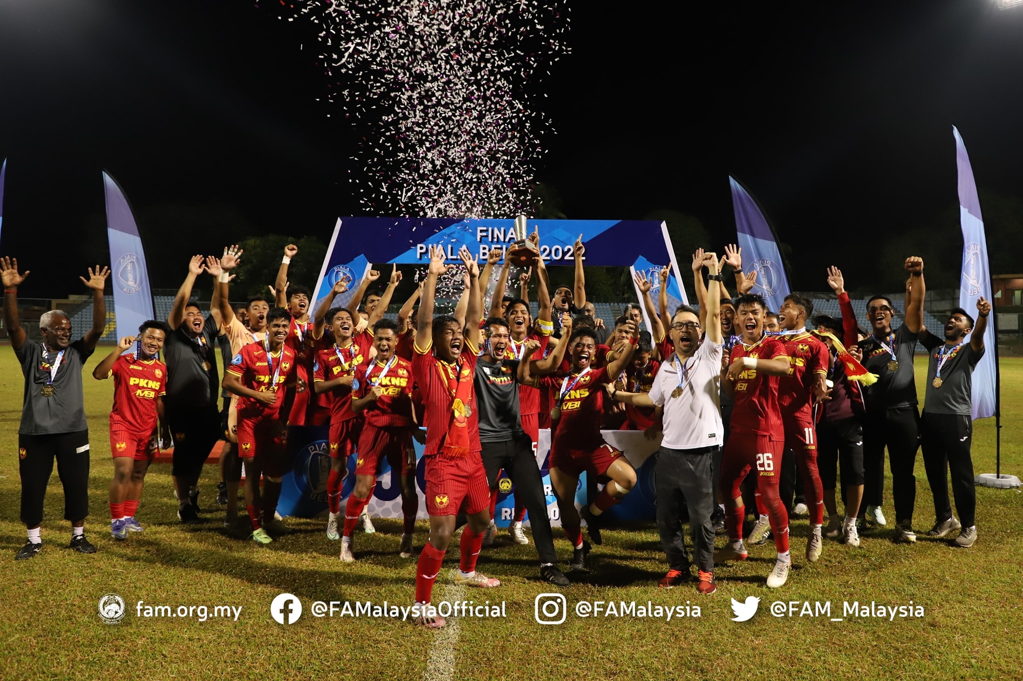 Skuad Selangor FC bawah 19 tahun juara Piala Belia 2022