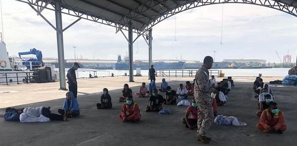 Bot penyeludup karam: Seorang maut, 35 pendatang asing diselamatkan