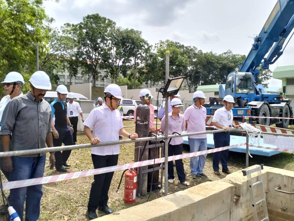 万挠居民理解滤水站提升的重要性.做好制水准备 蔡伟杰：没有接获投诉