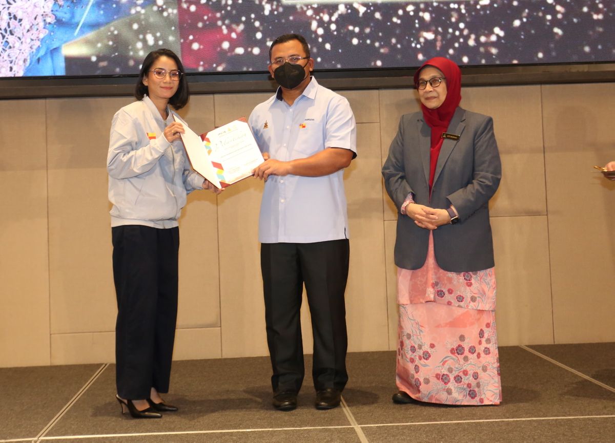 料11月提呈政策 雪州打造全民团结