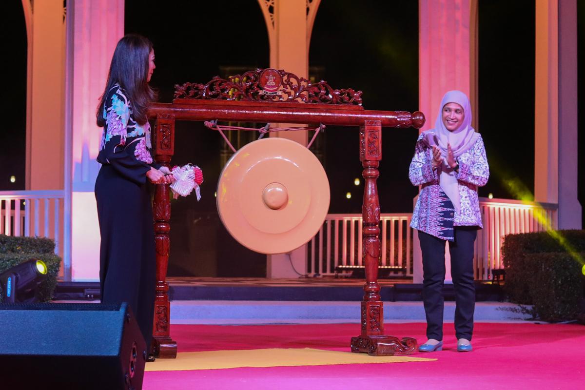 Tengku Permaisuri Selangor berkenan rasmi majlis penutup Karnival Kuala Selangor