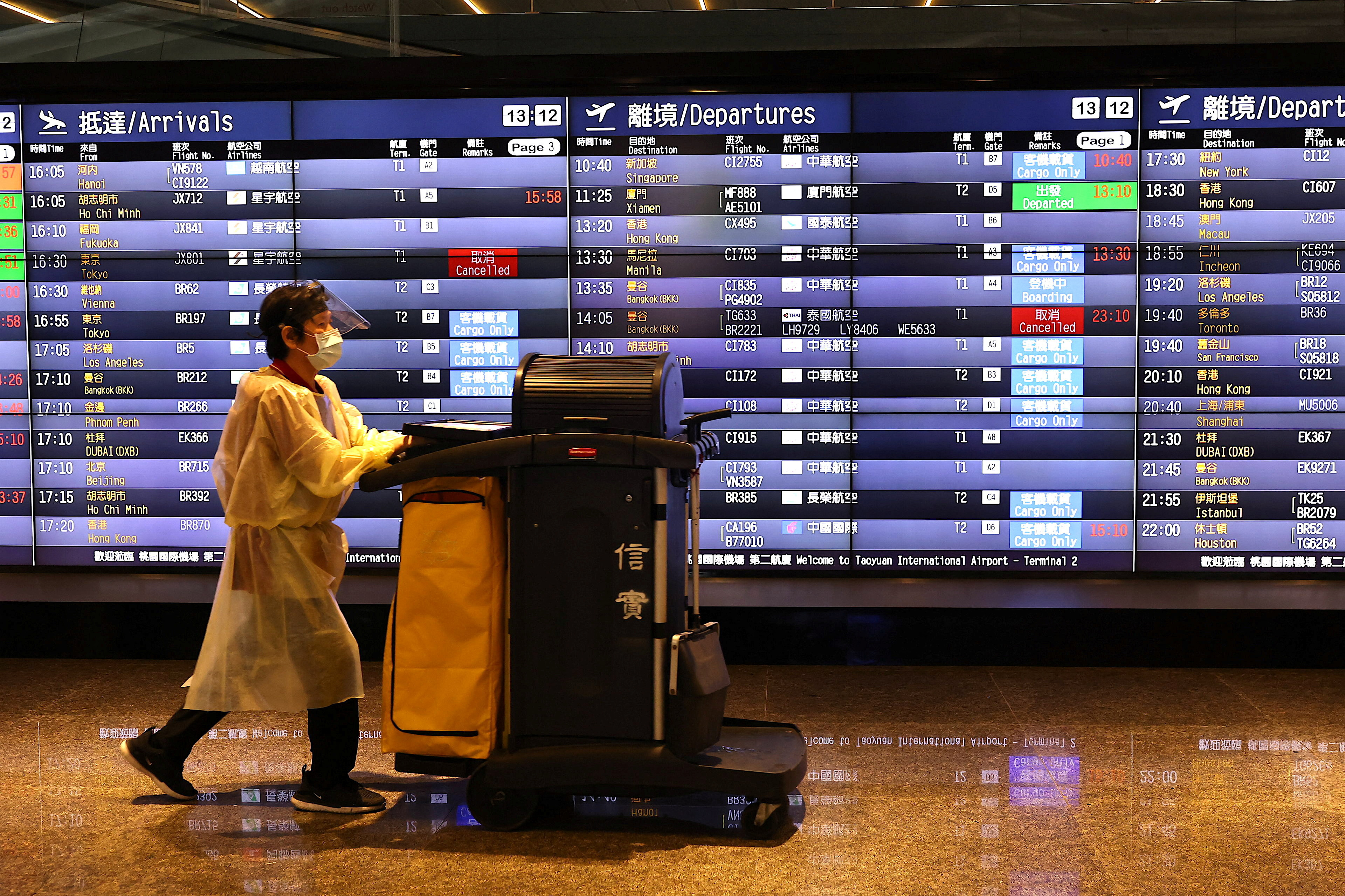 IATA: Total air traffic surges 68 pct in August 2022