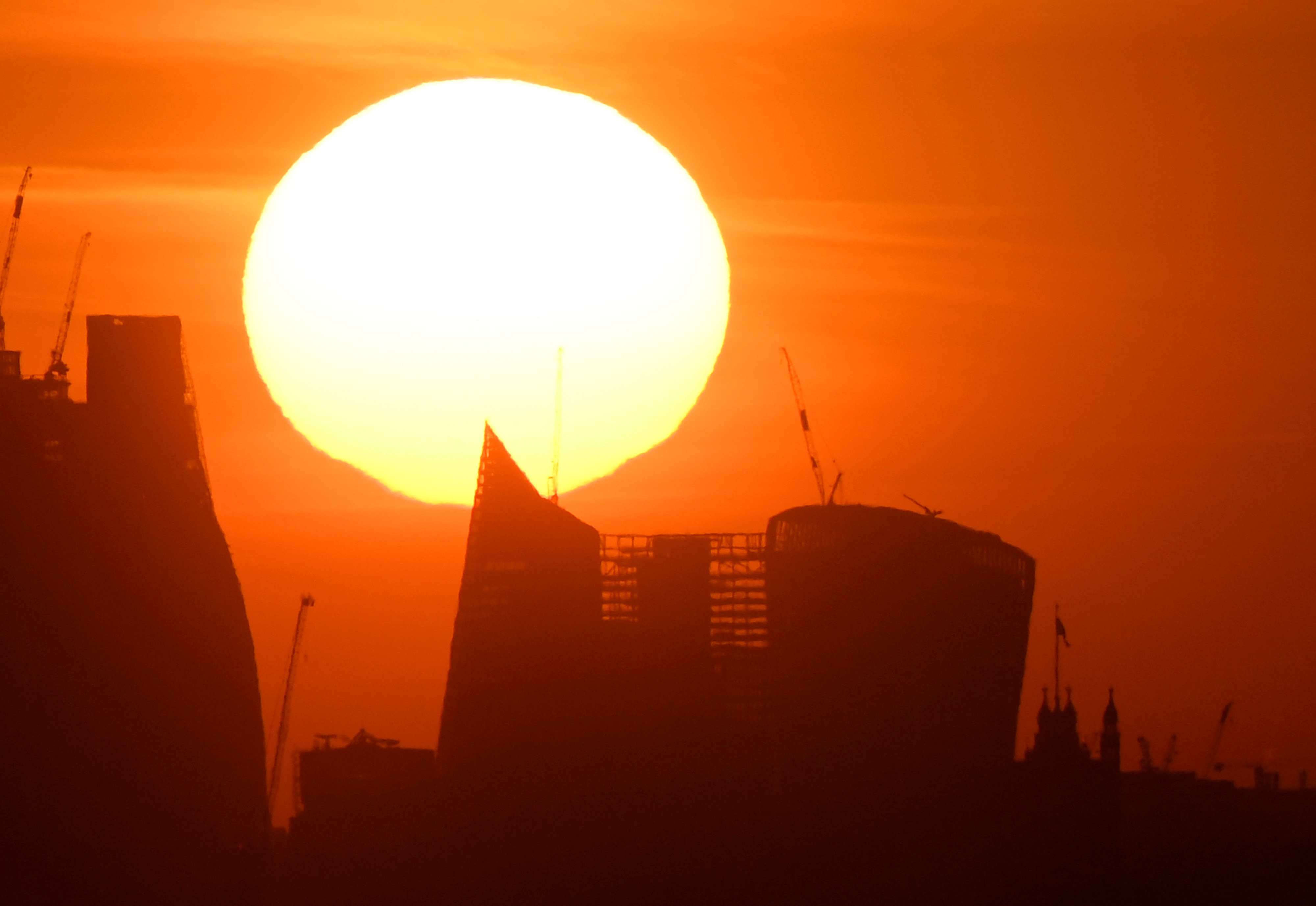 Hot, dry conditions continue to batter Europe, with health, economic impacts