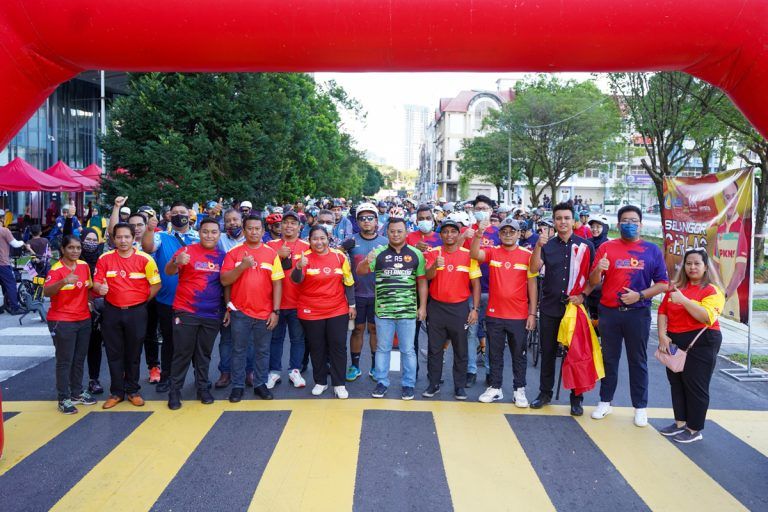 雪州政府正在考虑 是否也提前呈财政预算案