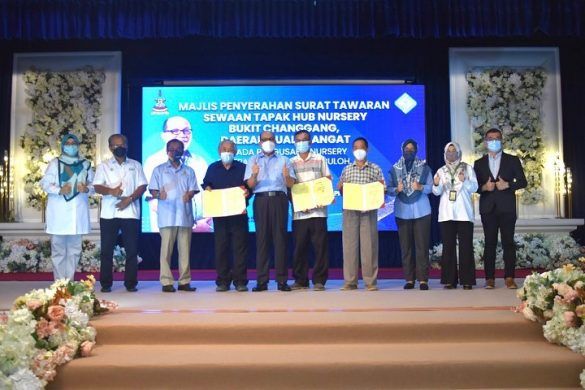 双溪毛糯路69位业者 按计划迁往瓜冷精明农园