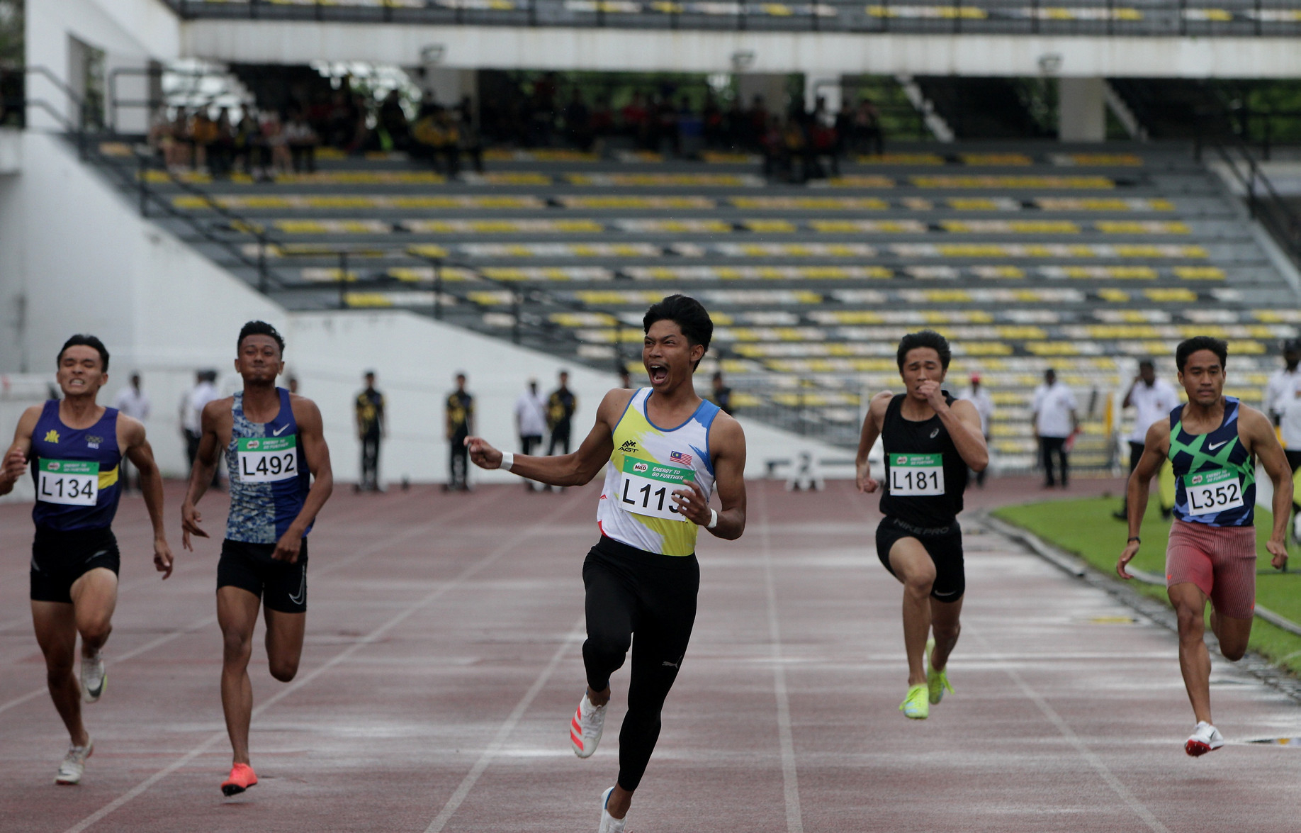 Jaguh pecut negara raih emas acara 100 meter di Florida