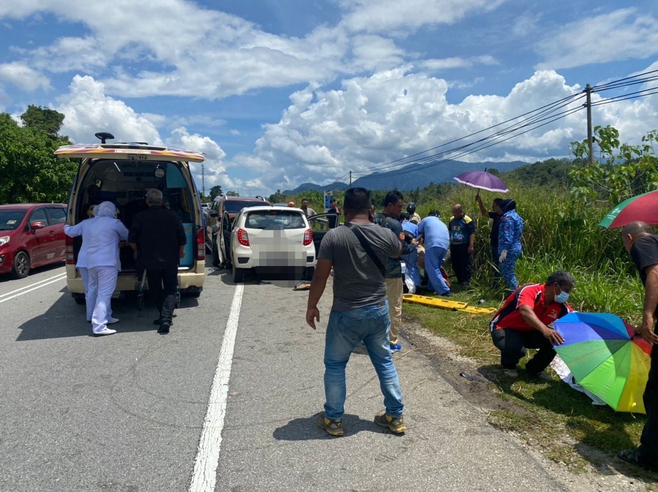 Remaja maut, kanak-kanak dan bayi antara cedera kereta bertembung