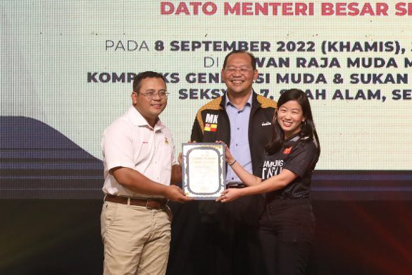 雪30州议员领养健将 由凯鲁丁领队出征马运会