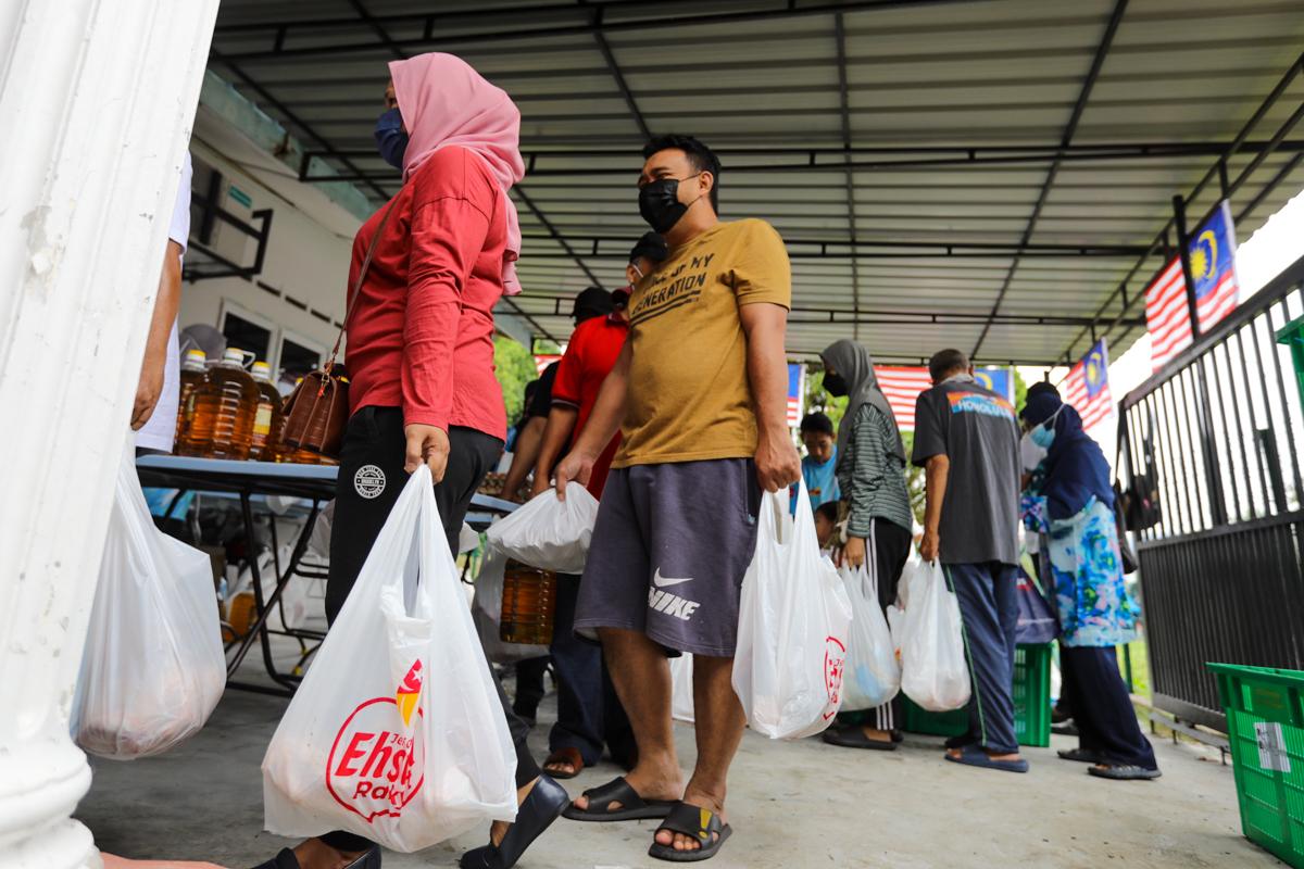 PKPS affordable goods sale programme in nine locations nets over RM200,000 a day
