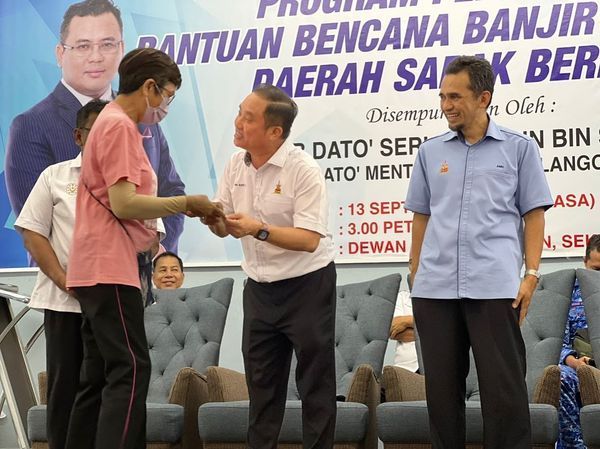 黄瑞林促各造疏通水沟修护堤防 避免大水灾发生