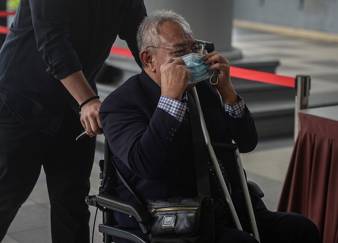 DBKL前高官受贿发工程案 地庭今判无罪释放