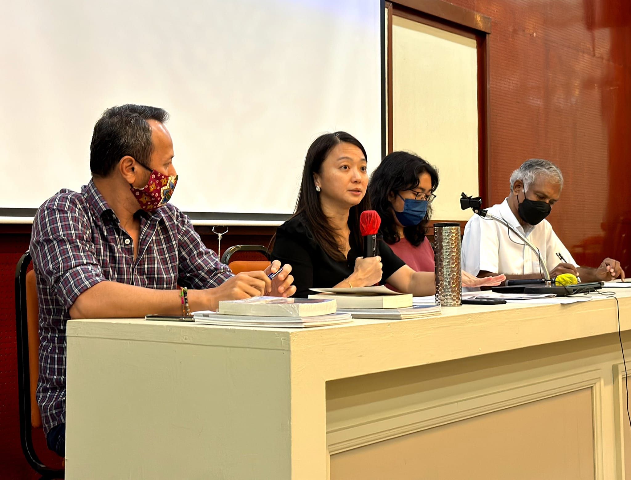 杨巧双促政府设数据库 避免受惠名单重叠.协调各福祉计划