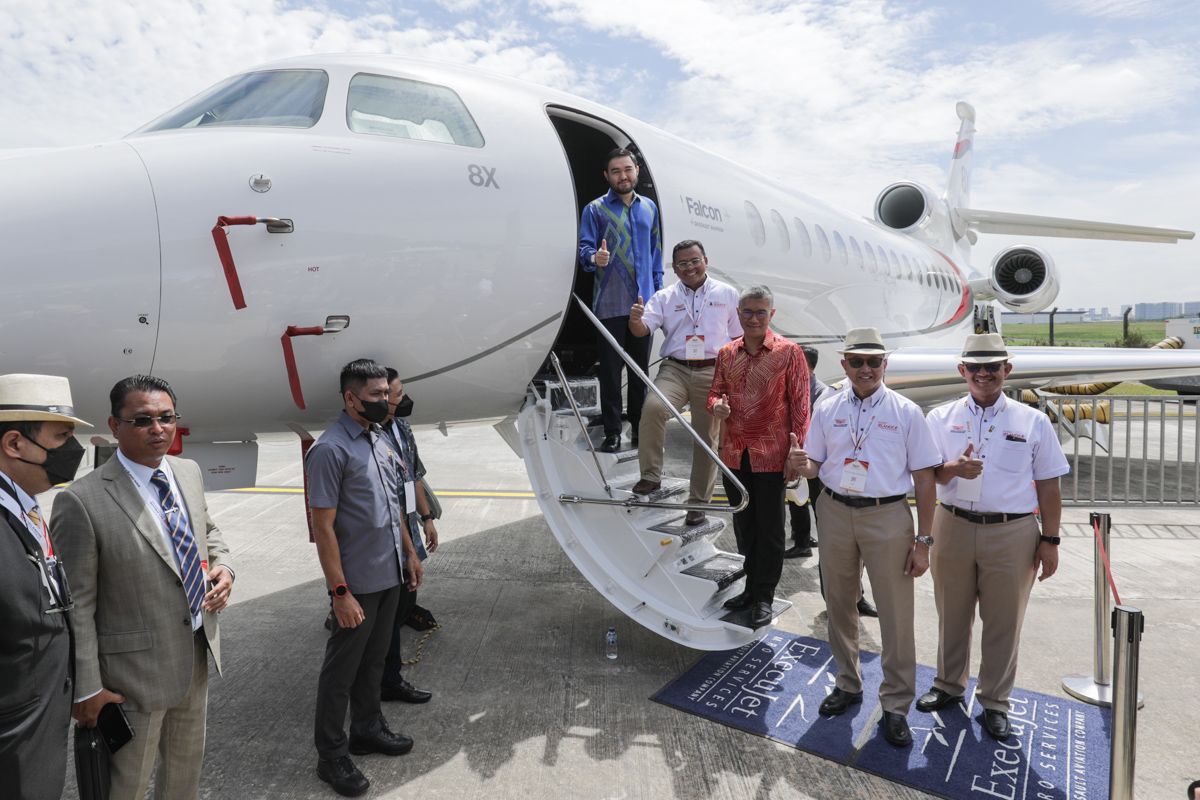 第二届雪航空展今引爆 9国63公司参展.王储主持开幕