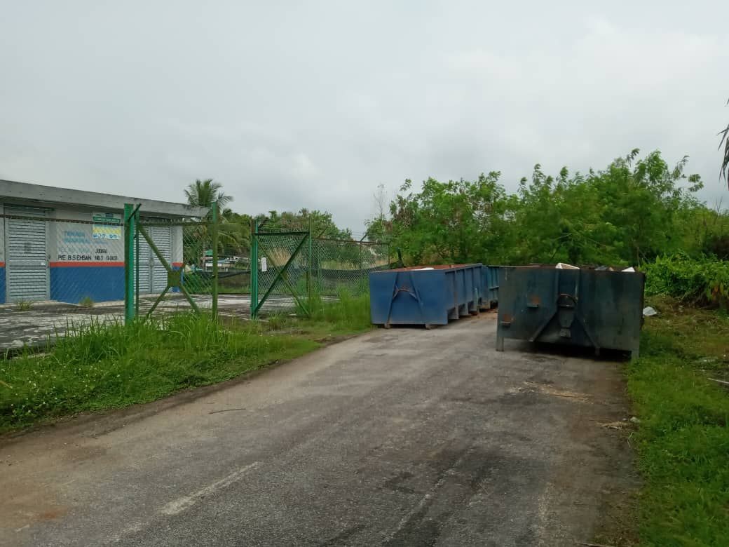 业者不理警告继占公共空间 4大垃圾槽被充公