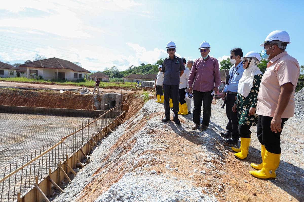 State govt rescues eight derelict housing projects, four in Hulu Selangor — Exco