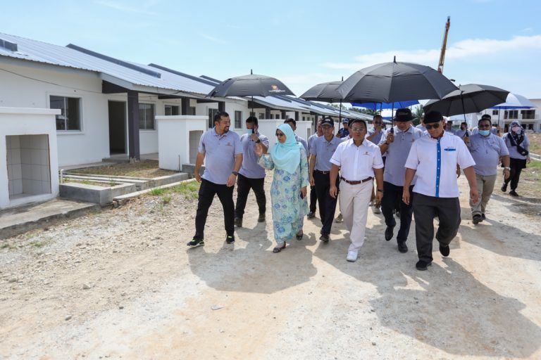 107间双溪由英达廉价屋竣工 购屋者苦等26年终获鈅匙