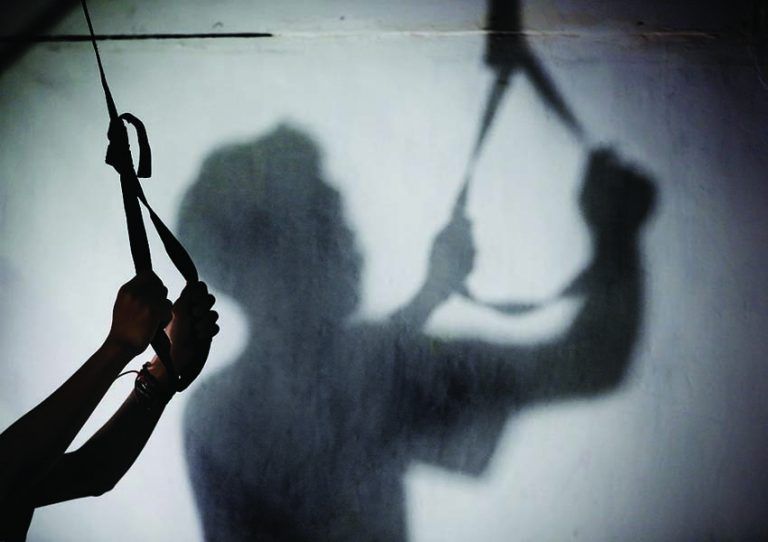 自残无法解决心里压抑　请联络SEHAT免费辅导热线