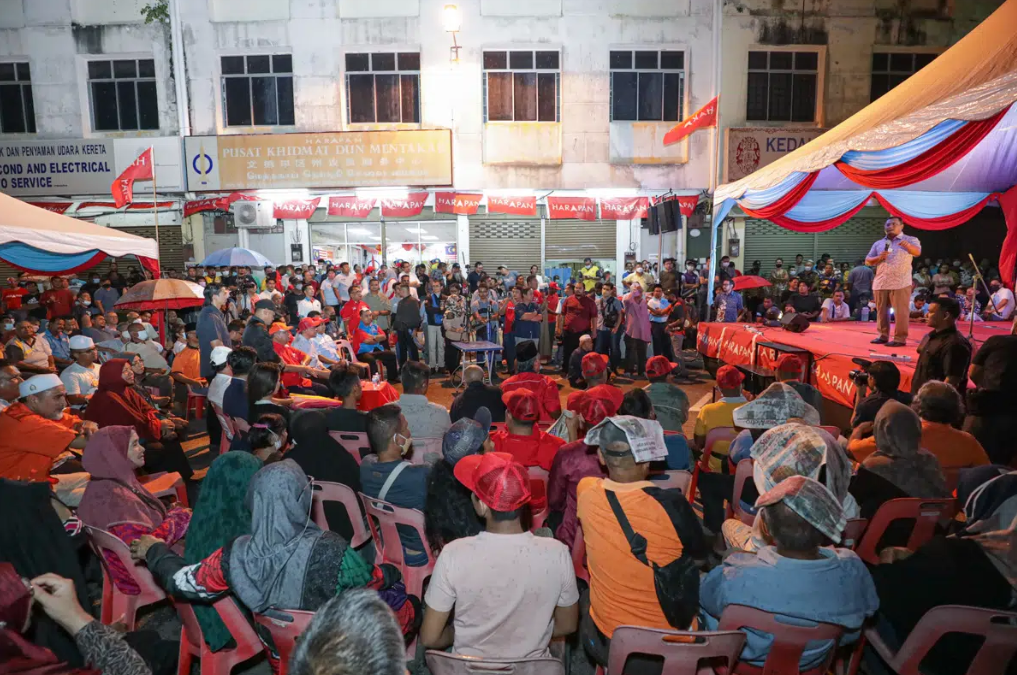 கடுமையாக உழைத்தால் பாரிசான் கோட்டையை ஹராப்பான் கைப்பற்ற முடியும்- அமிருடின் நம்பிக்கை