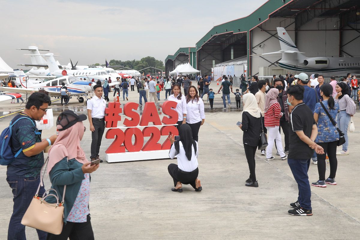 纾解雪州航空展交通拥堵 鼓励乘电召车.大会专车到场