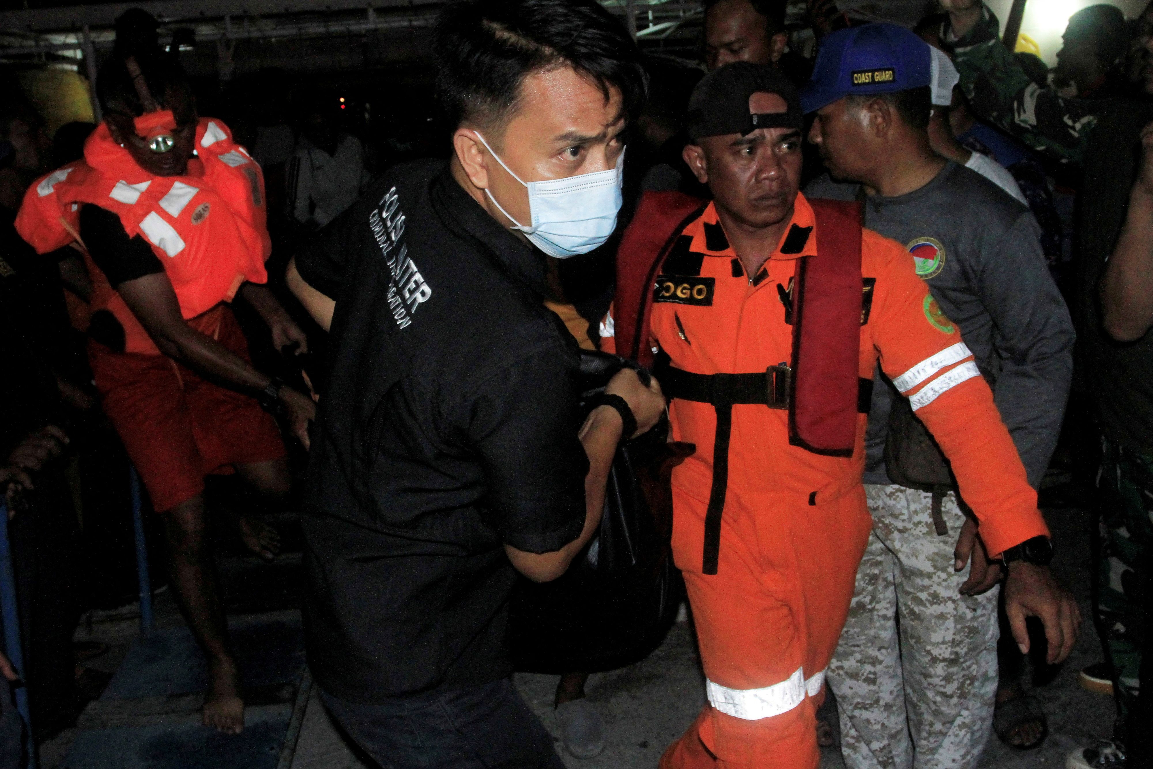 Indonesian boat fire leaves 14 dead