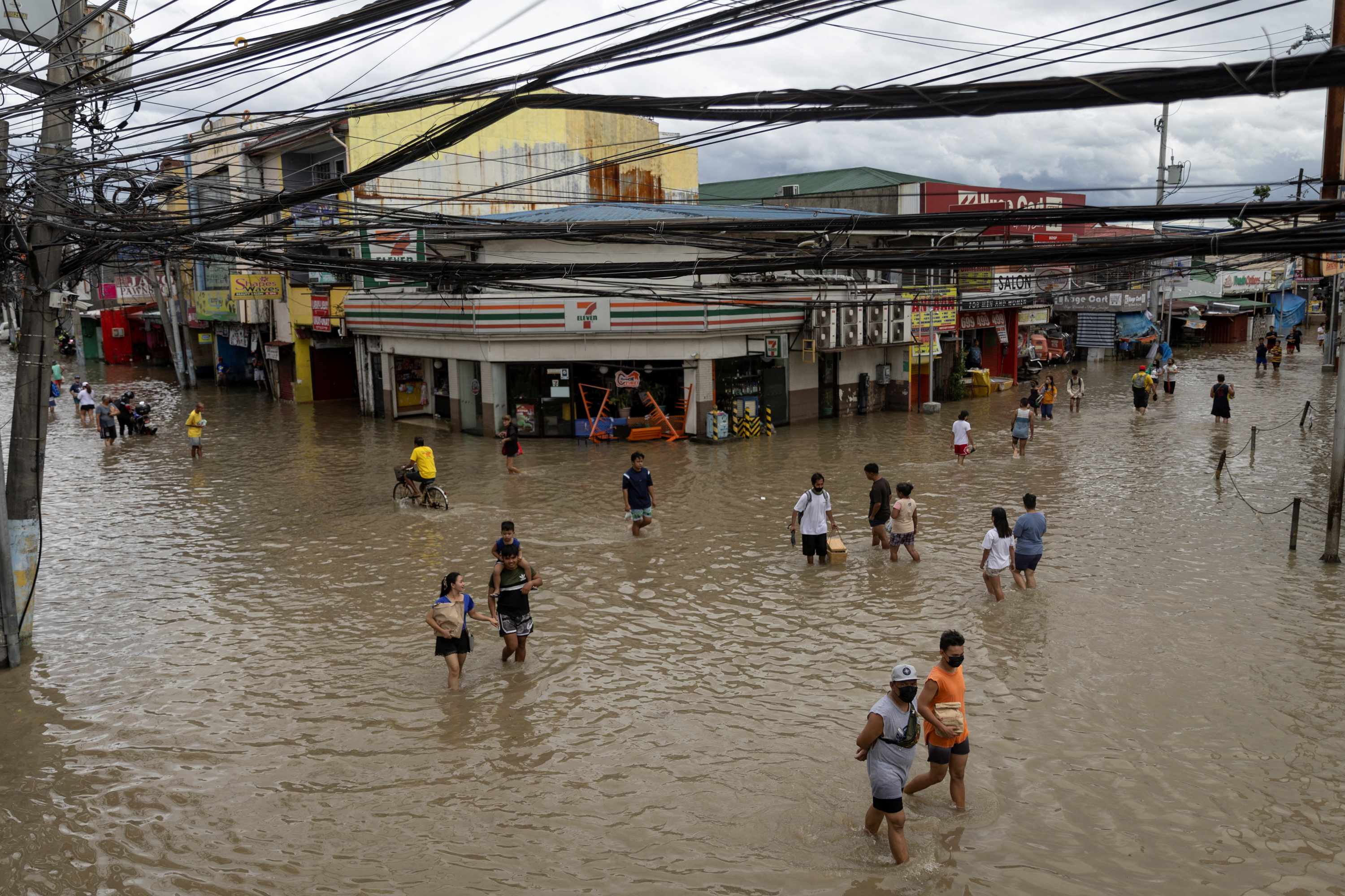 Tropical storm Nalgae death toll rises to 150 in Philippines, 36 missing