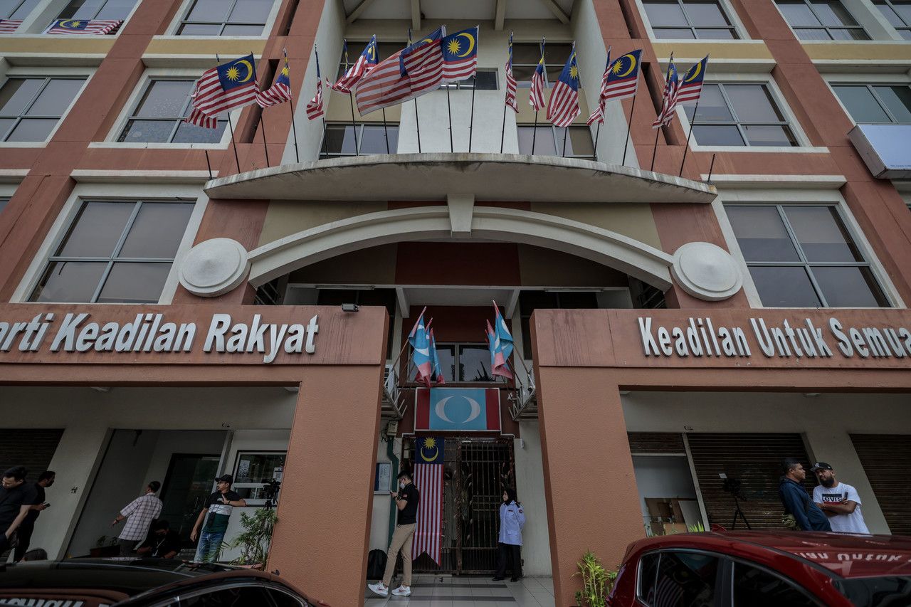GE15: Late Nik Aziz's son to contest under PKR ticket in Perak