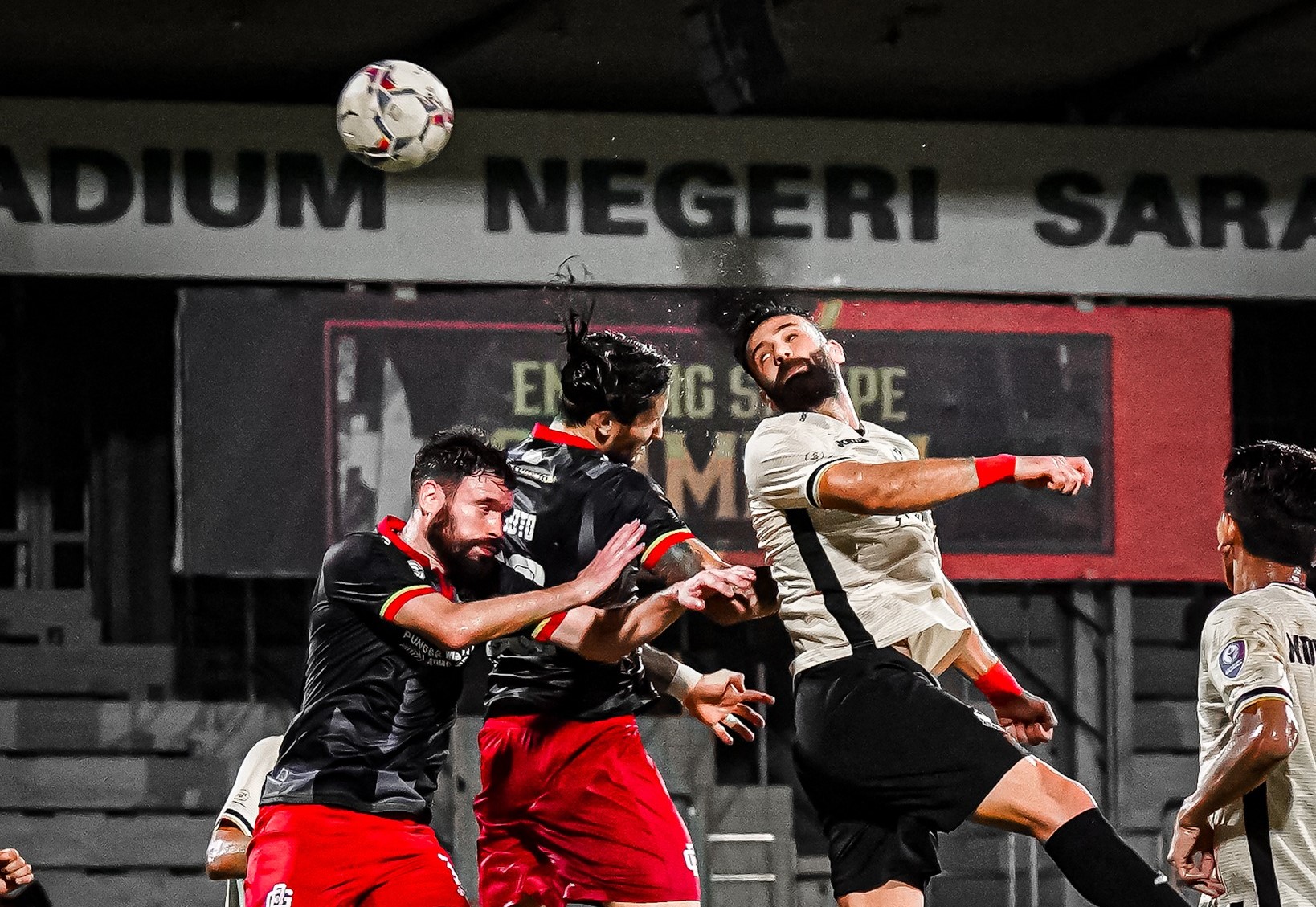 Gergasi Merah tumpaskan Sarawak United 1-0, kemenangan hatrik Cheng Hoe bersama Selangor FC