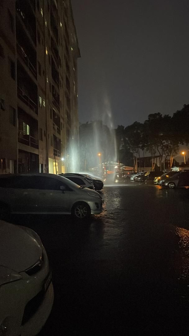 Sepang apartment water tank bursts, six vehicles damaged