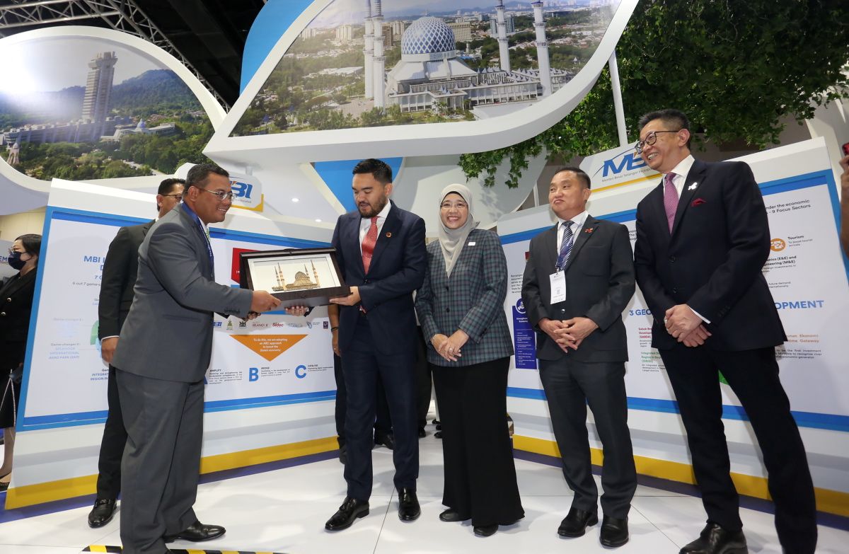 2022年雪国际商务峰会 促进经济复苏和再造