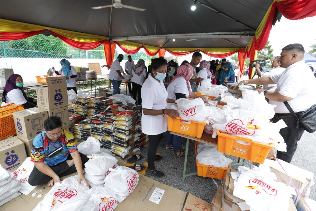 Jualan murah sempena Deepavali, mudahkan penduduk beli keperluan