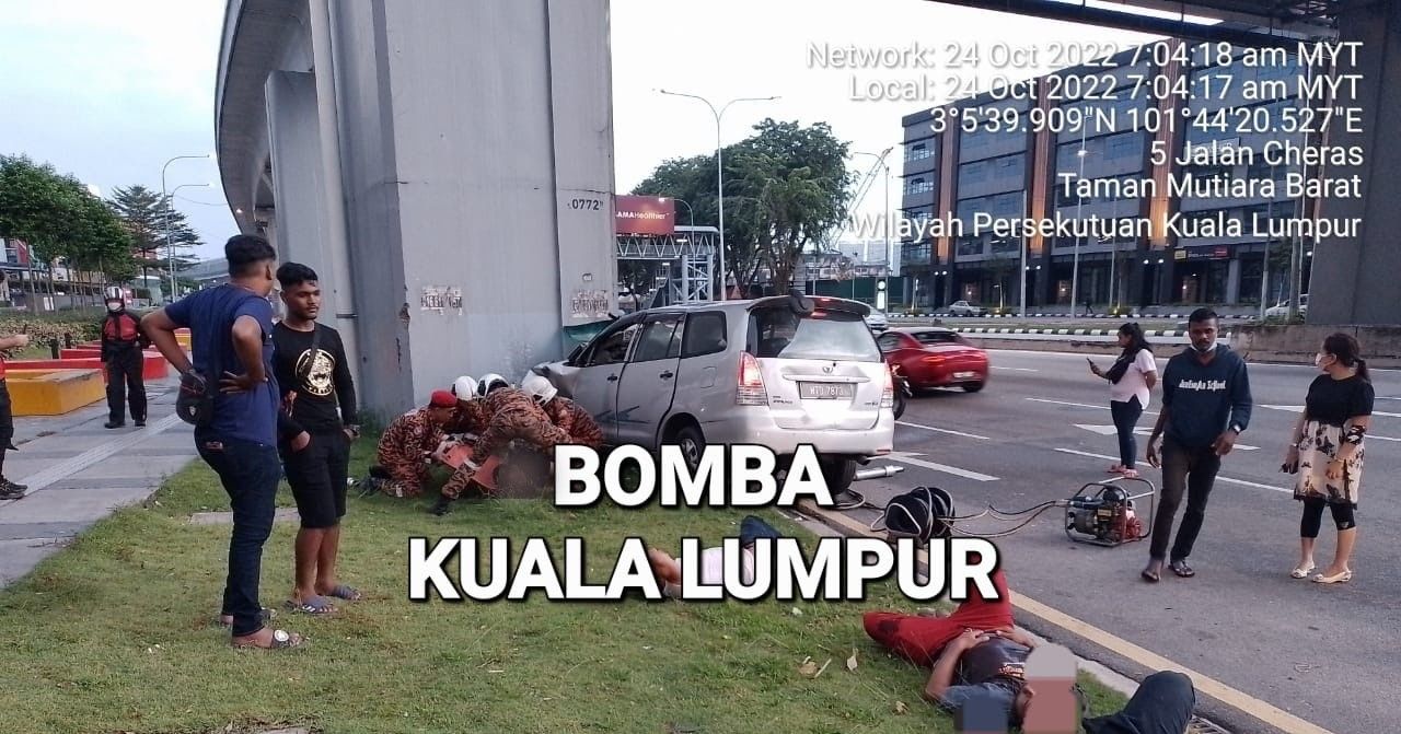 Dua maut, tiga cedera kenderaan pelbagai guna rempuh tiang MRT di Cheras