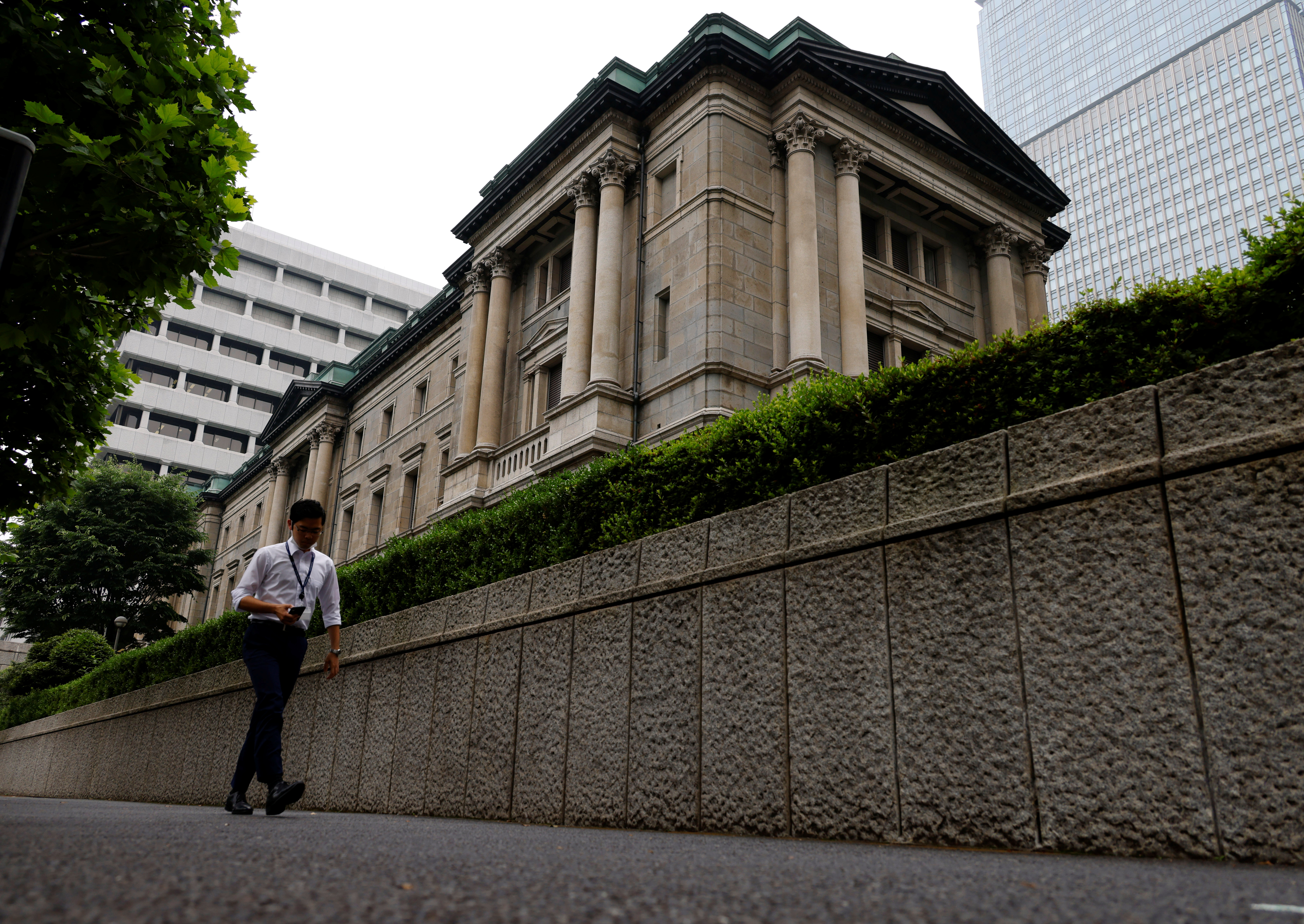 Japan says closely coordinating with BOJ, overseas authorities on banking issues