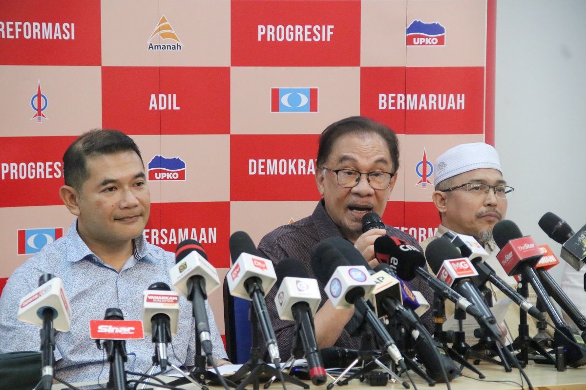 Anwar: Nik Omar Nik Aziz wakili KEADILAN tanding di Perak