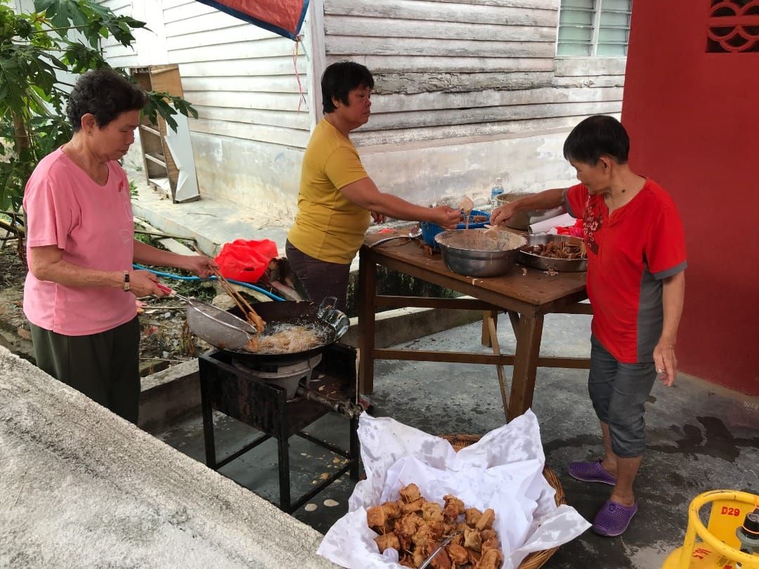 步入高龄社会  促国人准备面对“老人国”