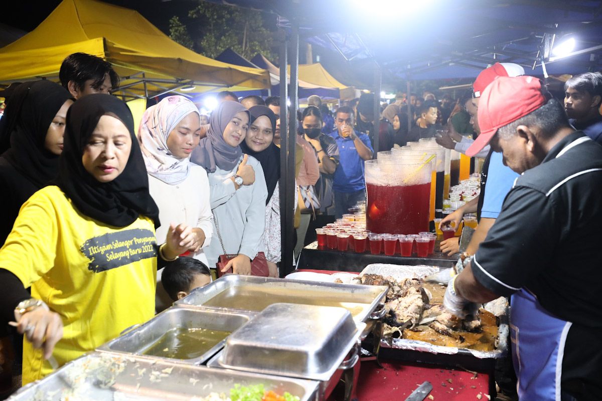 மாநில அரசின் (PKPS) வழி நாளைய அடிப்படை பொருட்களின் மலிவு விற்பனை